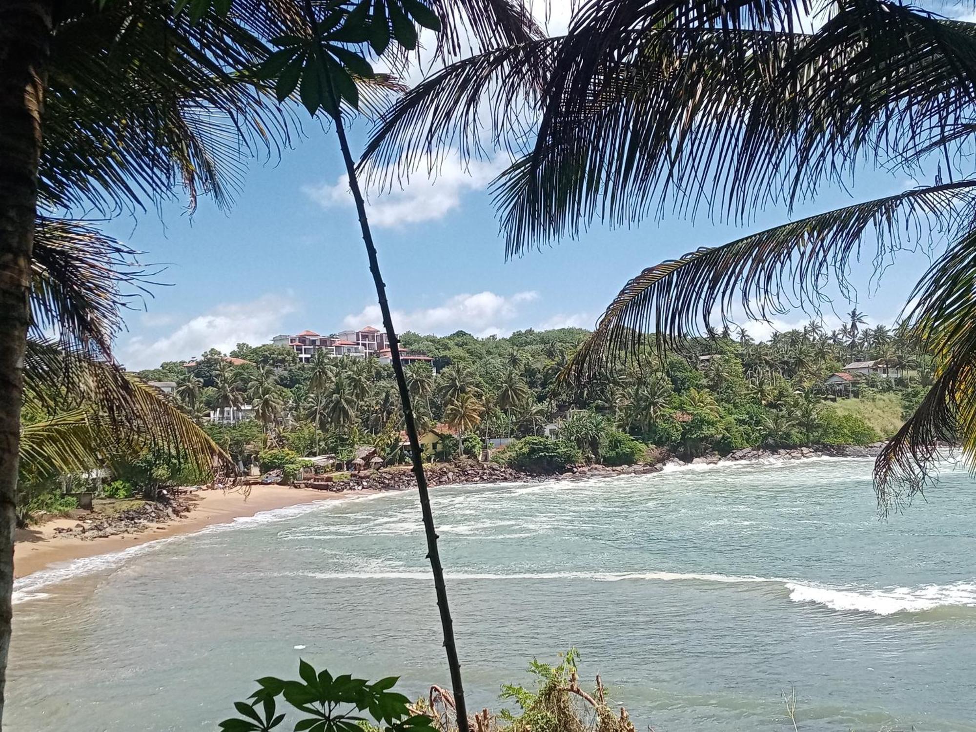 Surf Paradise Tangalle Luaran gambar