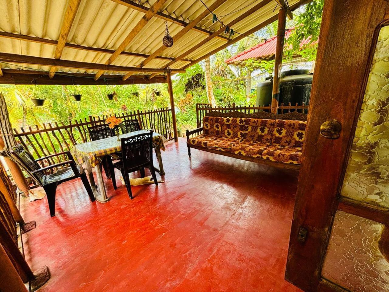 Surf Paradise Tangalle Luaran gambar