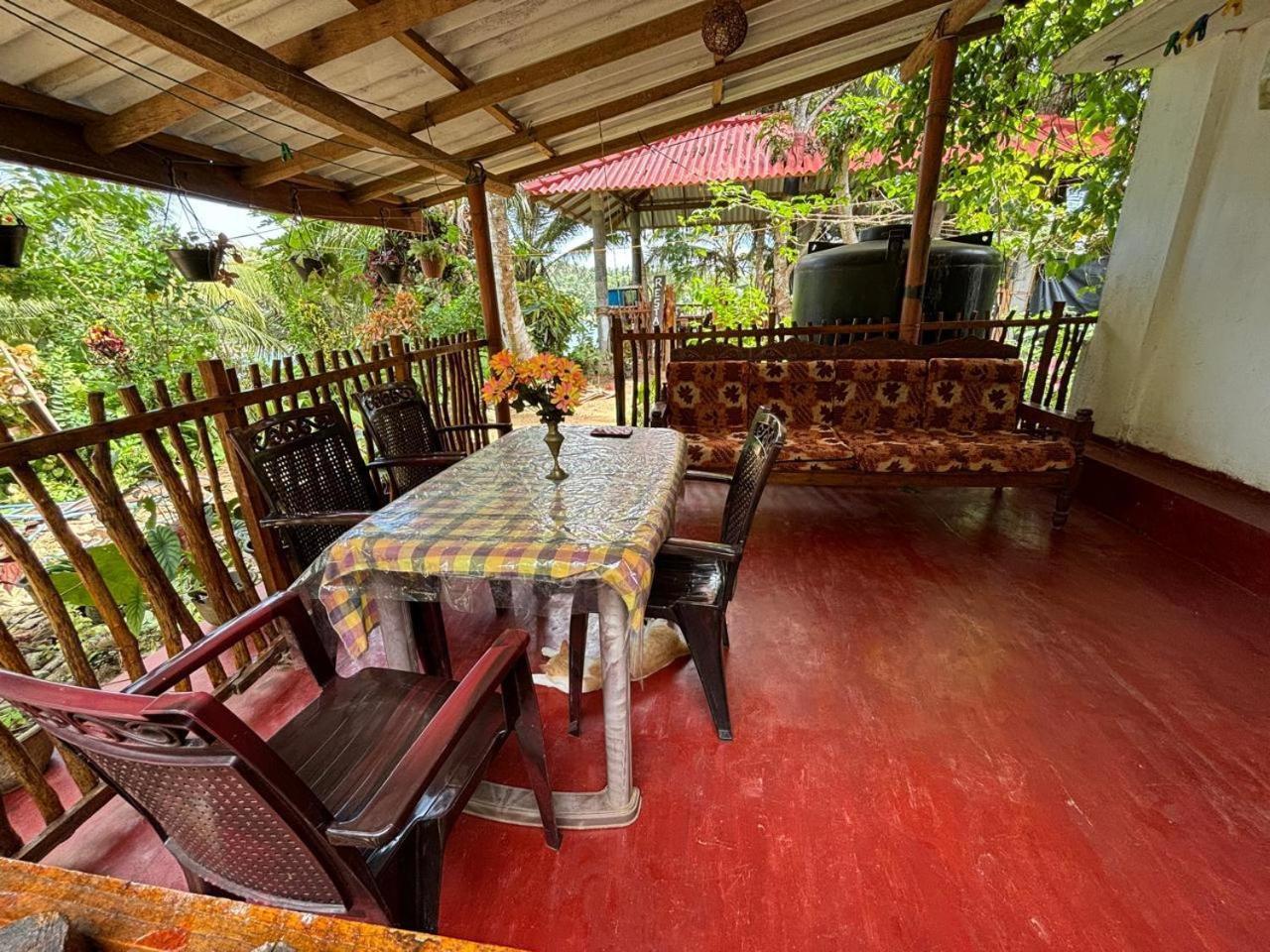 Surf Paradise Tangalle Luaran gambar